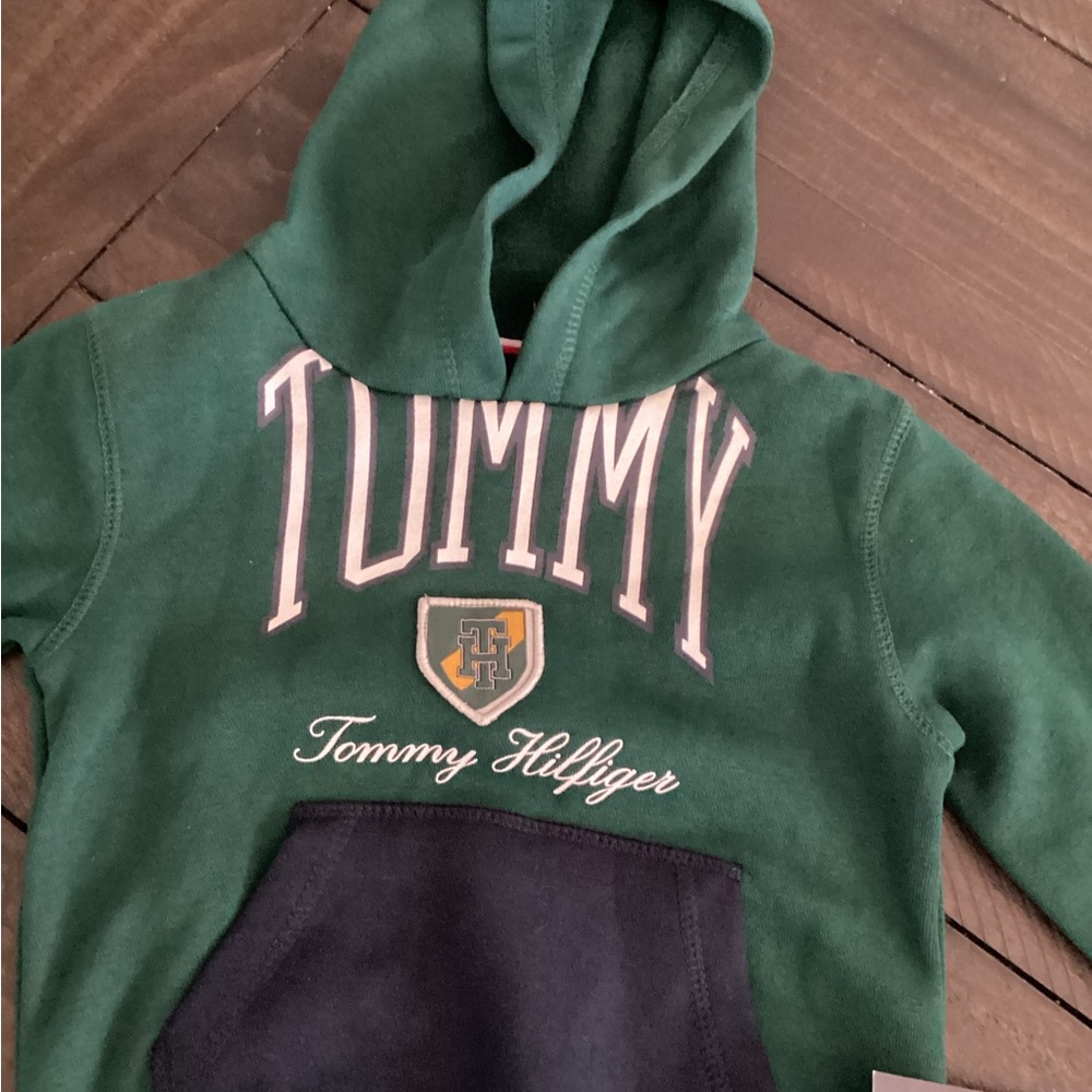 Tommy Hilfiger Boys 2T hoodie